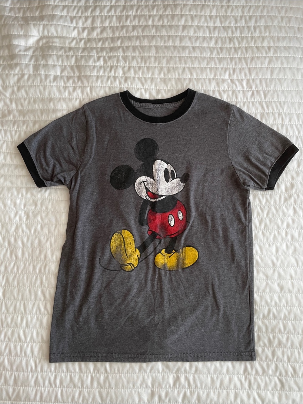 Vintage Kids' Gray Mickey Mouse Graphic Tee with black accents
